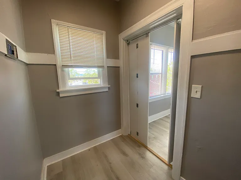 5918 Genoa St #8 — Photo 7