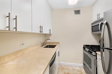 Rented by Brown Harris Stevens