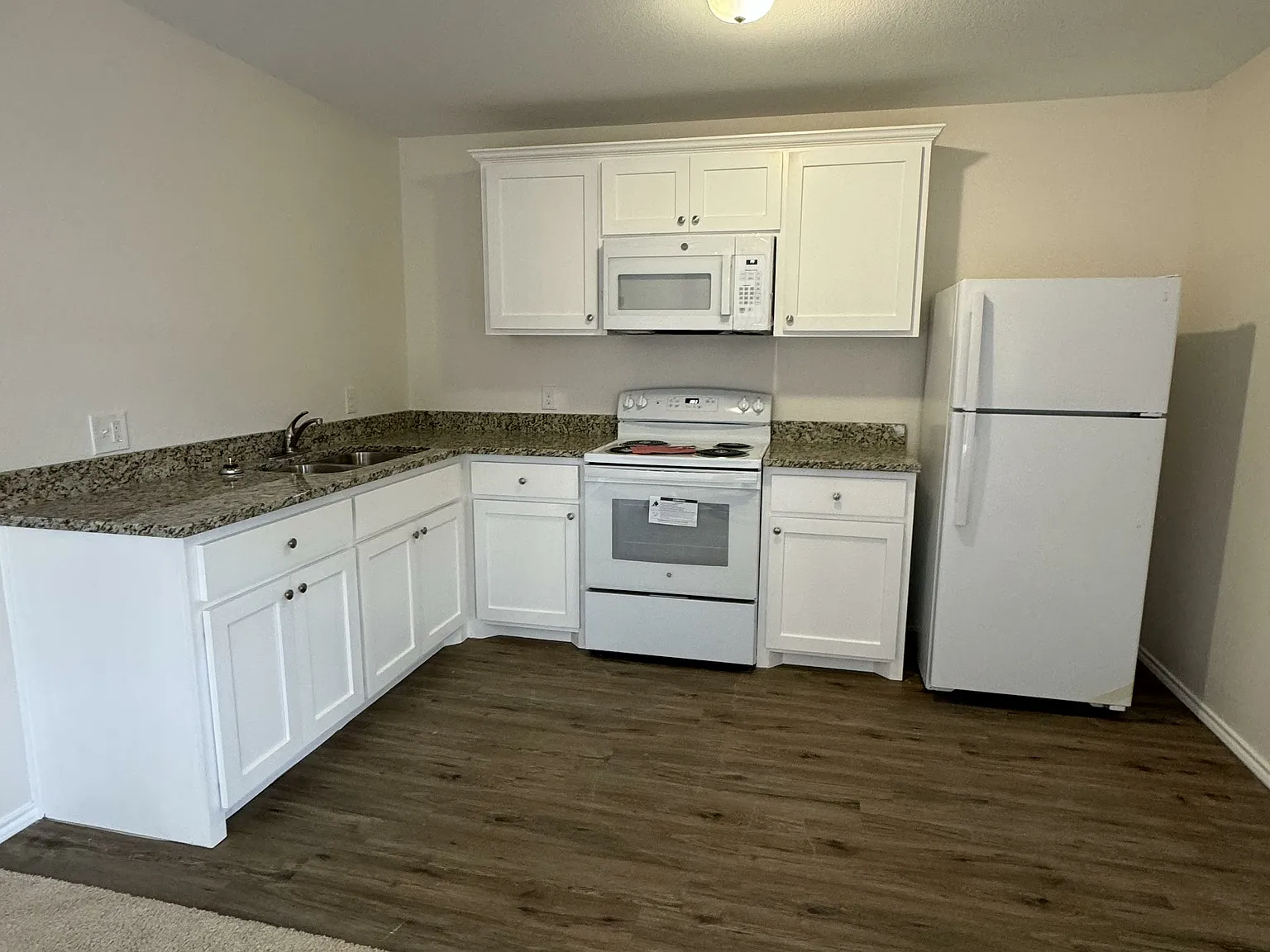Suites @ Big Spring — Photo 2