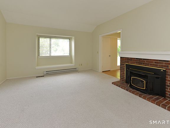 4th image of 233 Heritage Village #A