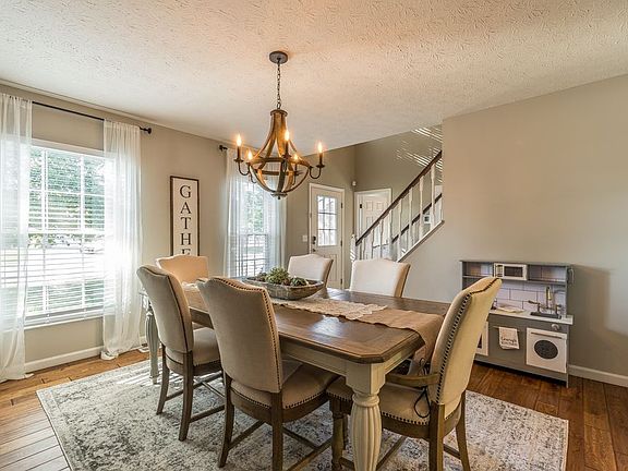 5th image of 10126 Cedarwood Dr