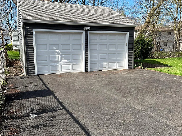 213 Magnolia Ave #B — Photo 33