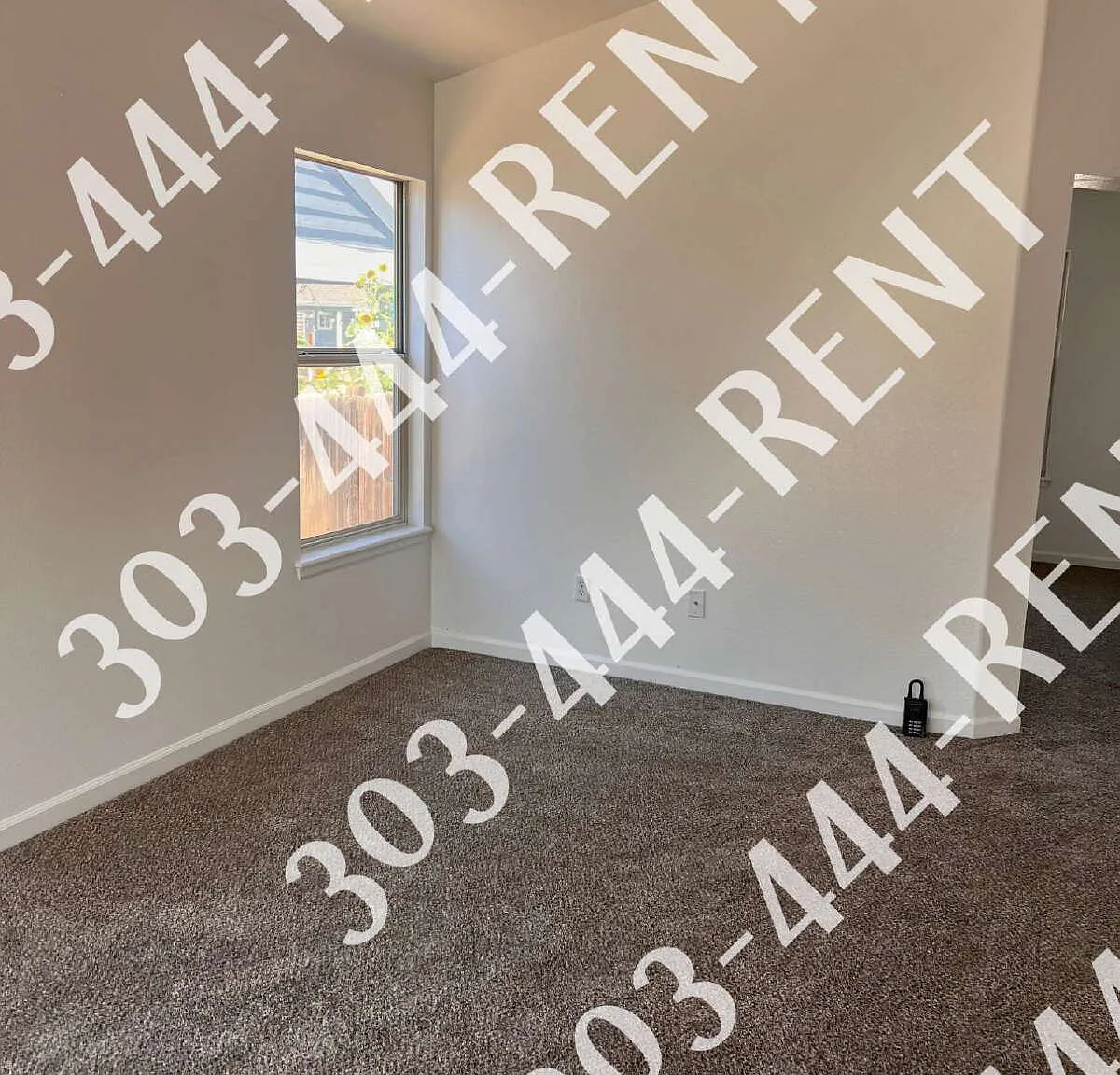 3 bed, 3.0 bath, 1082 sqft, $2,245 — Photo 4
