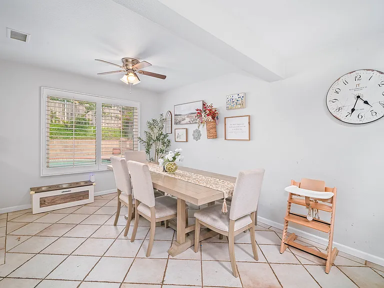 1015 Sparrow Ct — Photo 14