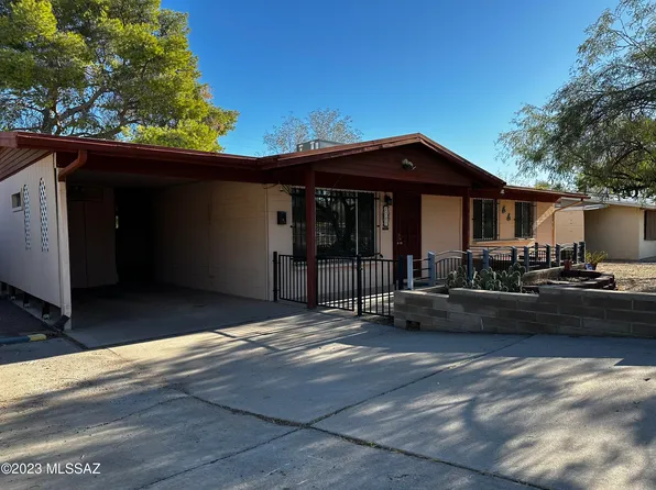 2707 S Enchanted Hills Dr, Tucson, AZ 85713