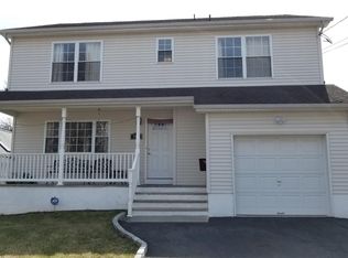 169 Bloomfield Ave, Iselin, NJ 08830