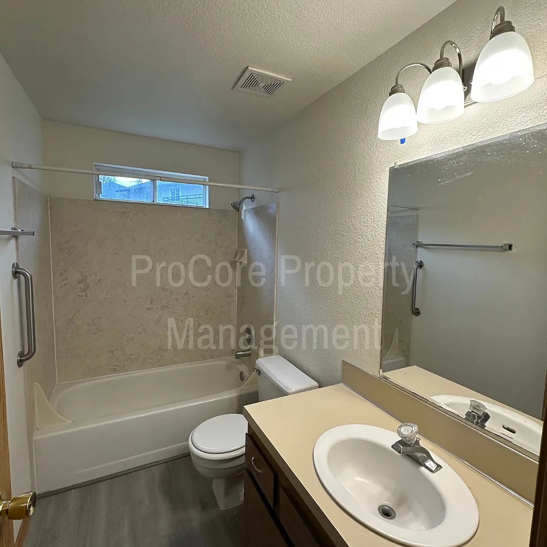 Rose Hill St. - 3704 — Photo 1
