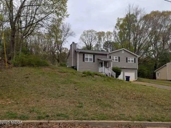 3990 N Quail Dr, Douglasville, GA 30135