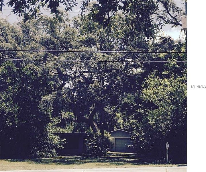 2nd image of 7116 Little Rd