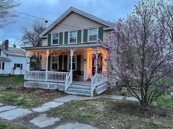 Cambridge Real Estate Cambridge Ny Homes For Sale Zillow