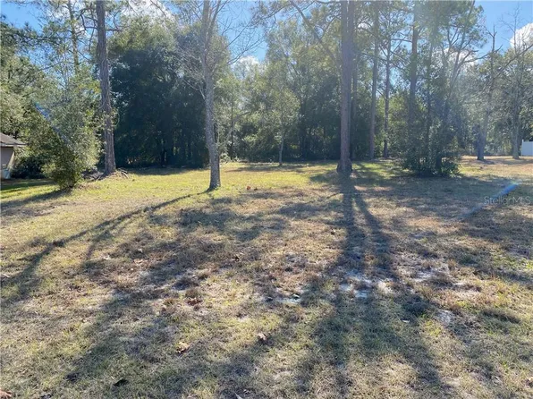 Highland Trl, Lady Lake, FL 32159