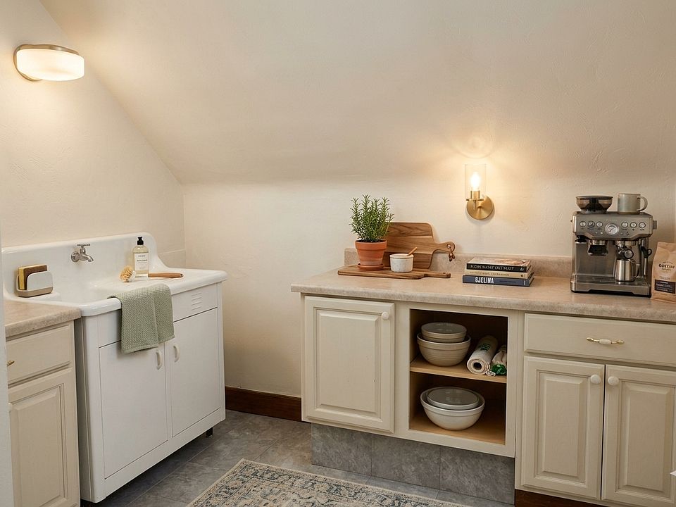 1st image of 1282 Nicholson Ave #3