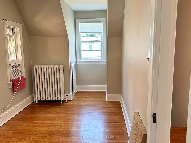 2nd Floor 2nd Bedroom