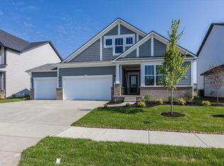 128 Creststone Blvd, Westfield, IN 46074