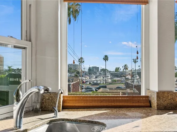 207 La Jolla Dr, Newport Beach, CA 92663
