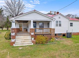 5224 Old Walkertown Rd, Winston Salem, NC 27105