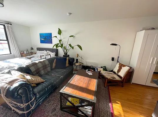 Rented by The Downtown LLC | media 16