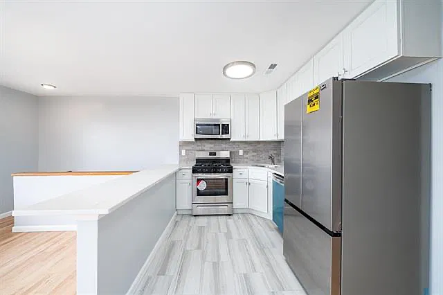 3 bed, 1800 sqft, $5,000 — Photo 4