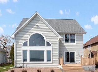 3296 Sunset Beach Ln, Suamico, WI 54173