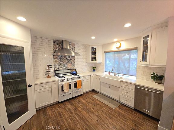 3rd image of 6568 Mount Diablo Ave