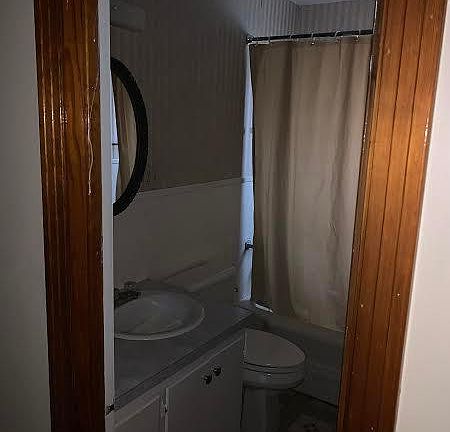3rd image of 1011 E Buckley St