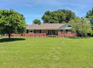 690 Old McKenzie Rd, Mc Kenzie, TN 38201