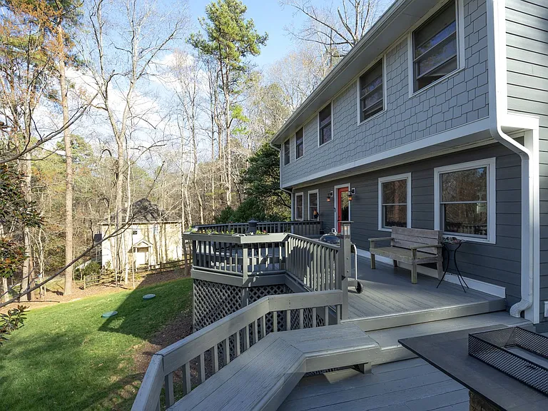 506 Bayberry Dr — Photo 8