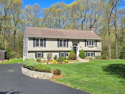 28 Holly Ln, Ashland, MA, 01721
