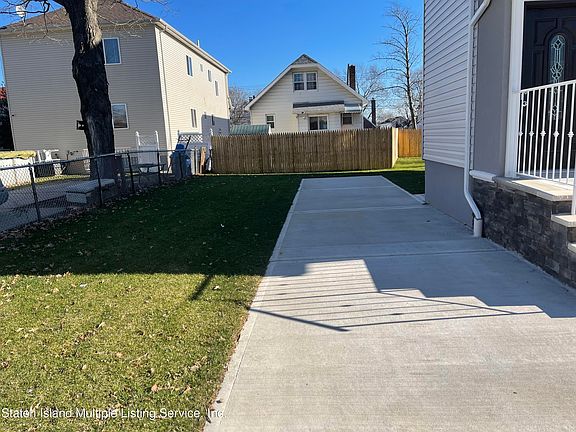 3rd image of 61 Northfield Ave #1