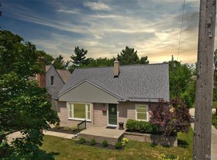 1566 Pearson St, Ferndale, MI