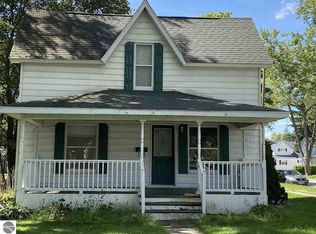 823 Gratiot Ave, Alma, MI