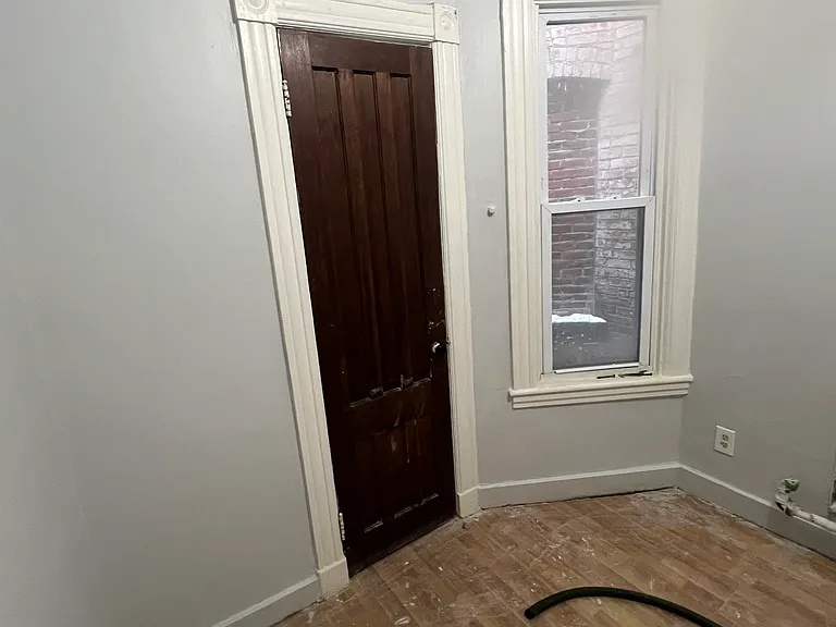 520 Madison Ave #3B — Photo 4