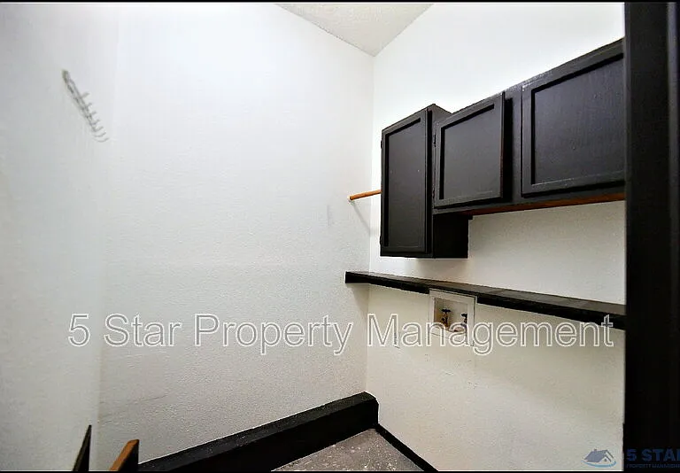 7249 Imperial Ridge Dr — Photo 40