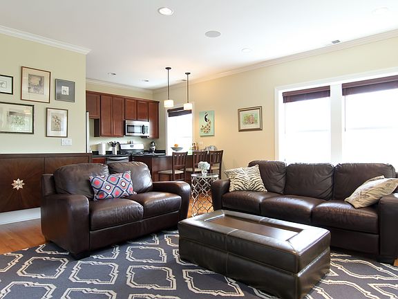 2nd image of 4501 N Rockwell St APT 3