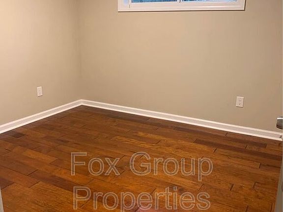 5th image of 403 E J St