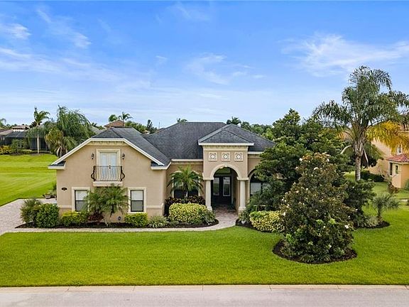 5th image of 4453 Emerald Palms Ln