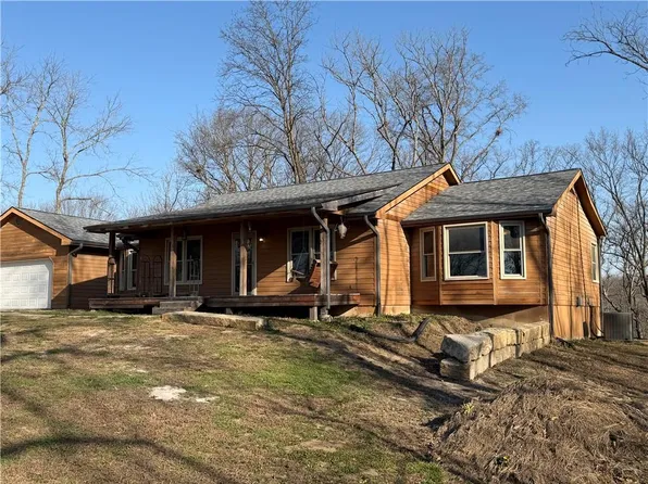 19251 Bolling Rd, Lawson, MO 64062