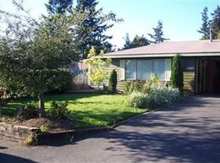 939 E Maple St, Kent, WA 98030