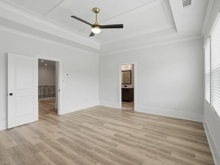 331 Orchid St — Photo 12