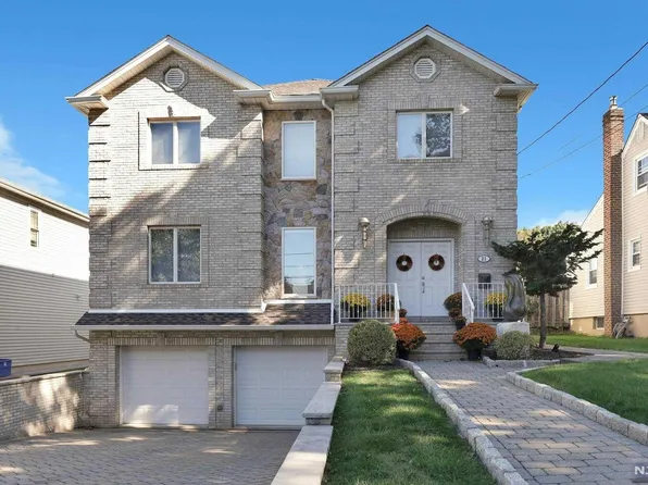 21 Jefferson Ave, Hasbrouck Heights, NJ 07604