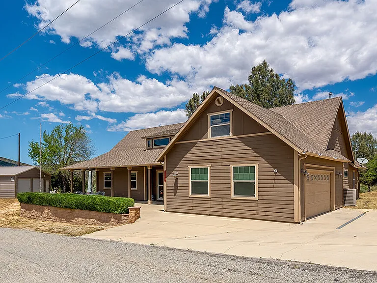 18087 Newview Dr — Photo 32
