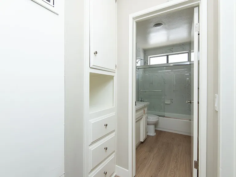 3752 Mentone Ave #5 — Photo 9