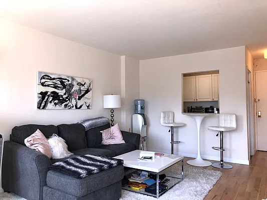 Rented by Douglas Elliman | media 3