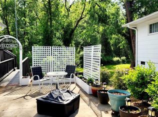 4318 Halifax Rd, Greensboro, NC 27407