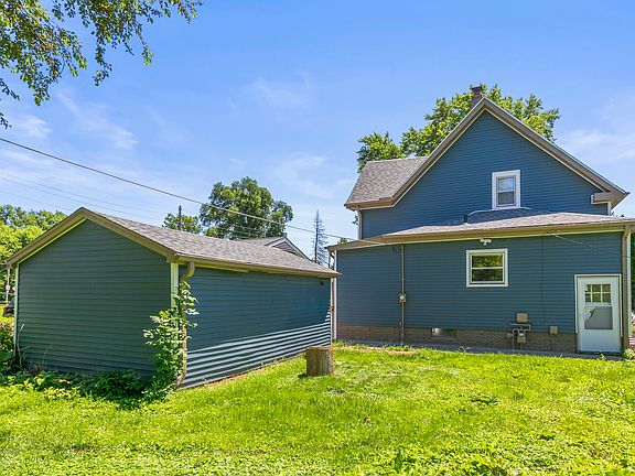 3rd image of 3704 Arbor St