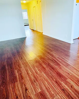 Rented by RealTegrity NY LLC | media 4