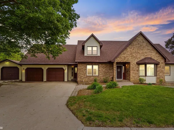 409 4th St SW, State Center, IA 50247