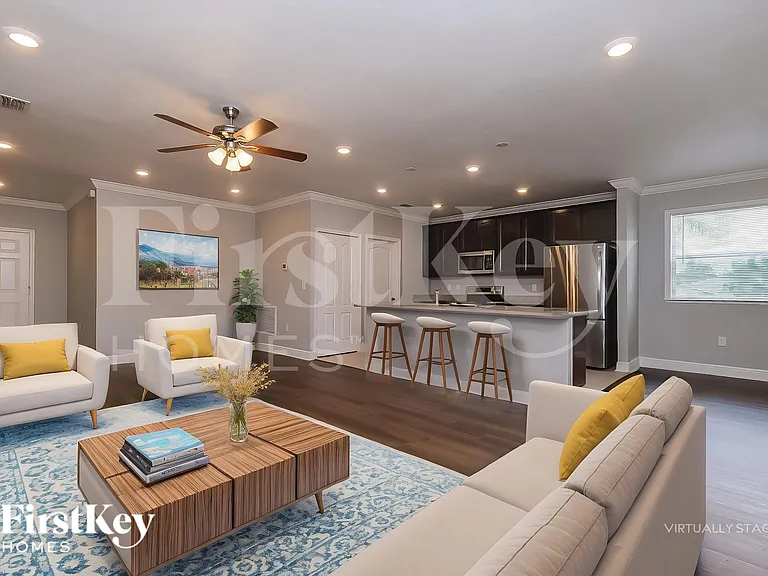6177 Kinlock Ave — Photo 4