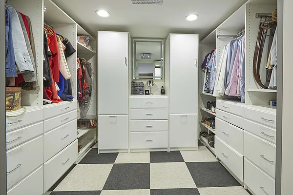 Sold by Brown Harris Stevens | media 6