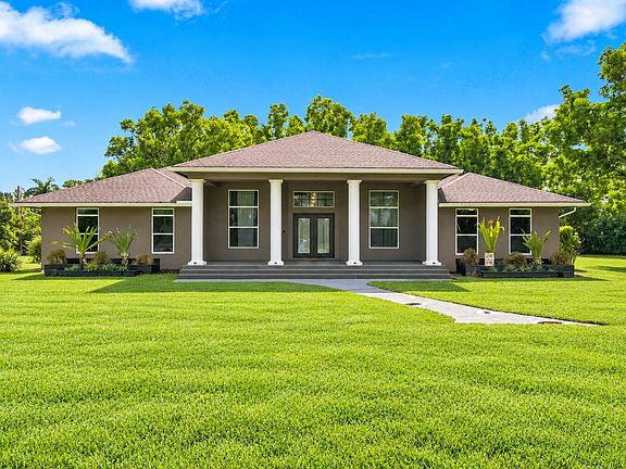 5th image of 9176 190th Street N